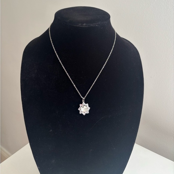 Silver Rose Pendant Necklace - Women Jewelry - Picture 5 of 6